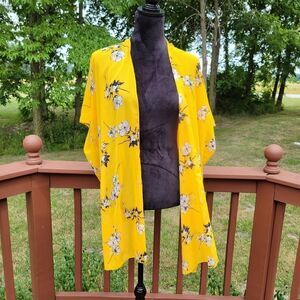 Charlotte Russe 3/4 Sleeve Sheer Loose Chiffon  Floral Kimono Cardigan, small/me
